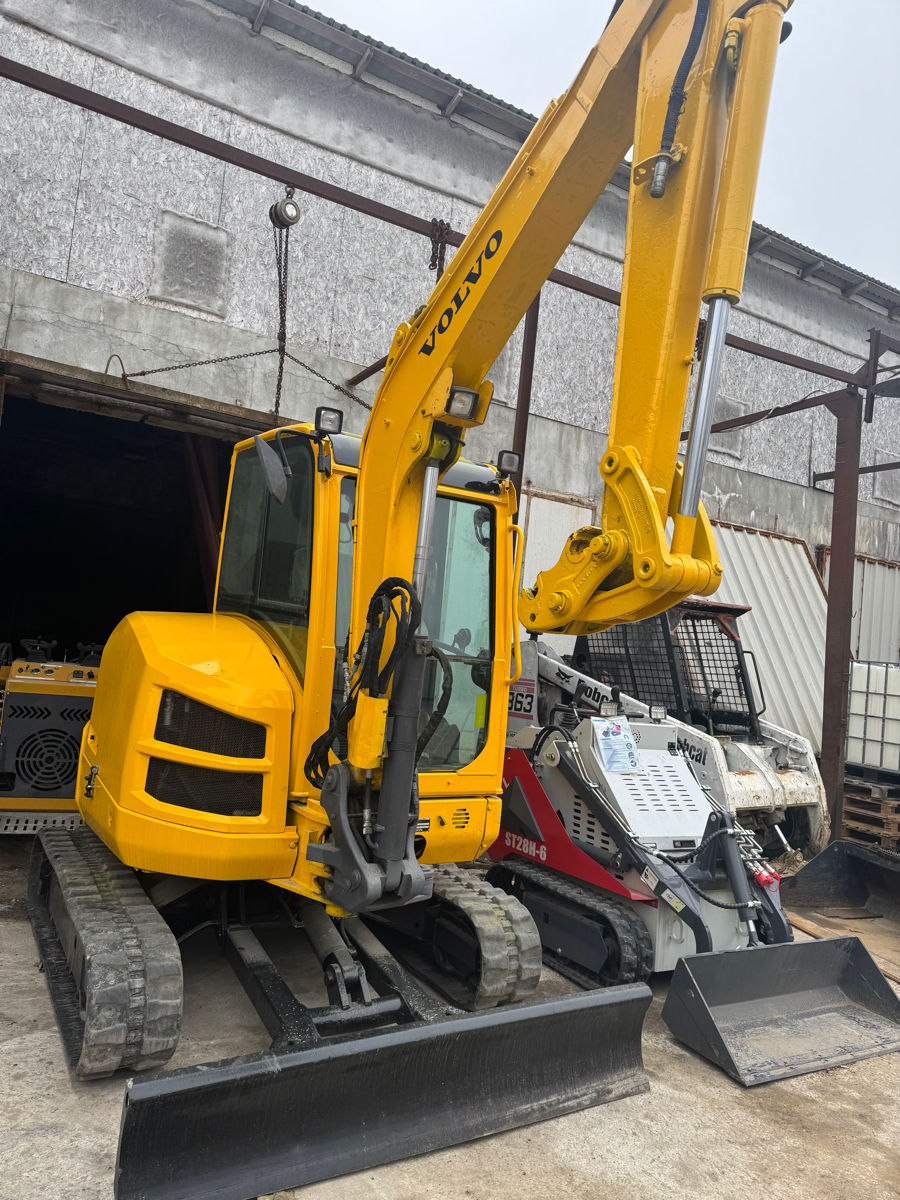 Miniexcavator Volvo ECR40