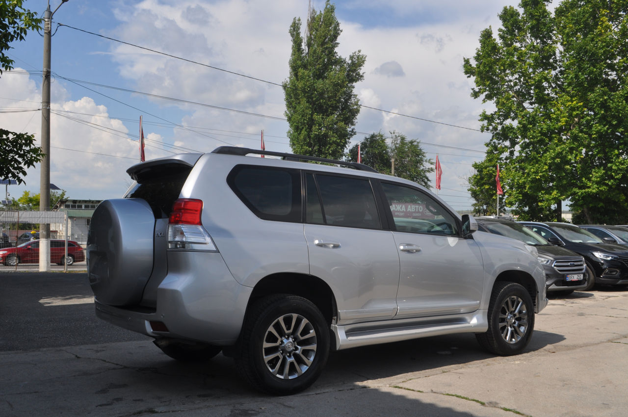 Toyota Land Cruiser Prado