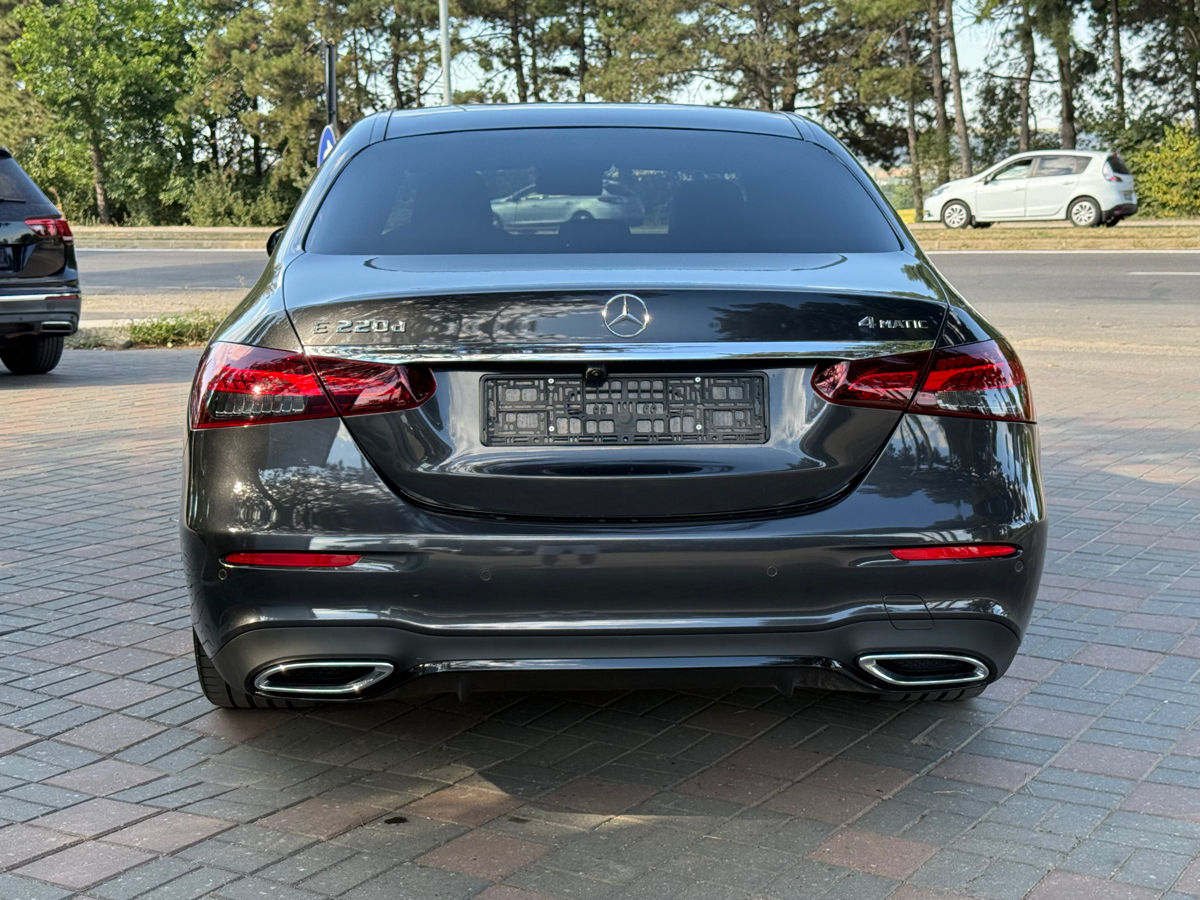 Mercedes E-Class