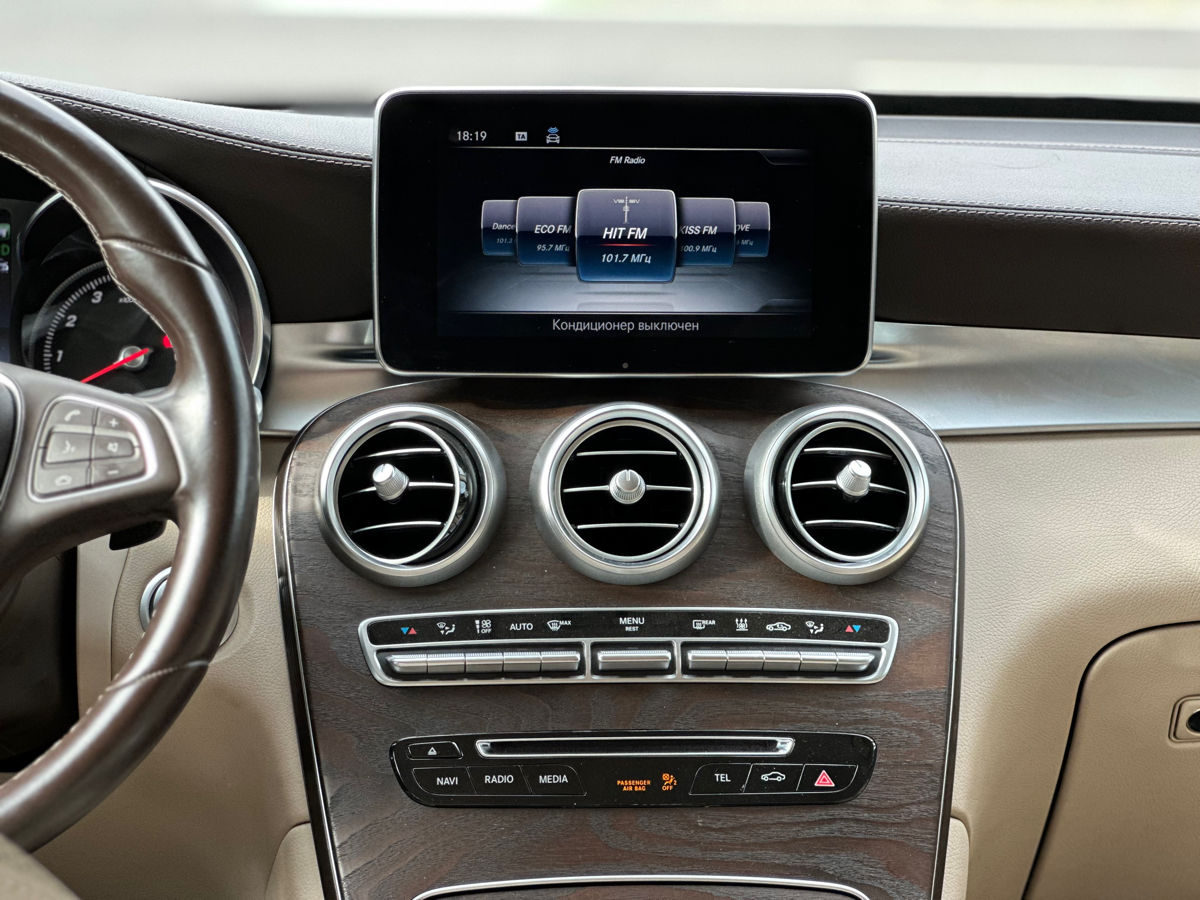 Mercedes GLC