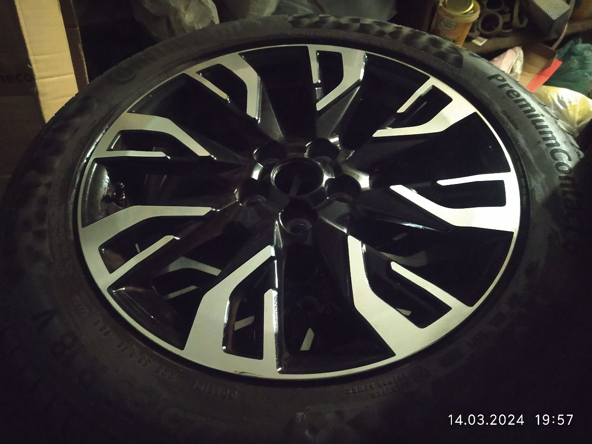 225/55/r18. 5x114,3. Mitsubishi outlander foto 2