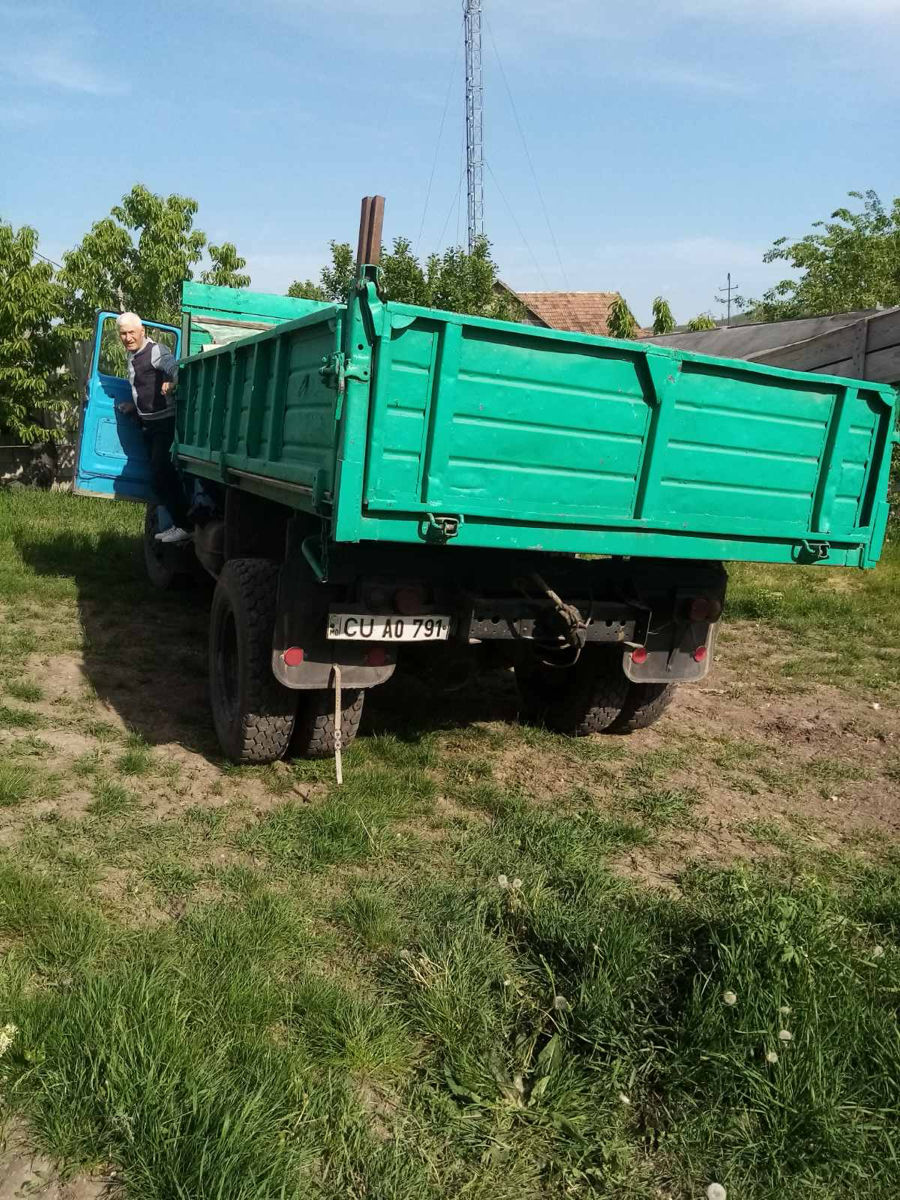 Zil-130 Cu Motor De Mtz 80 foto 1