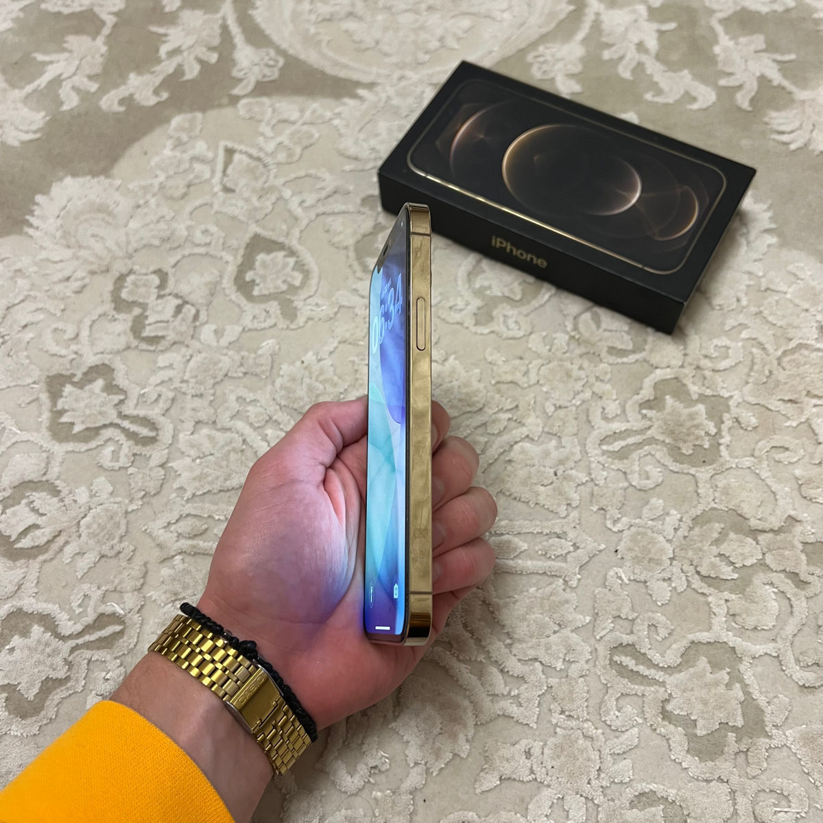 iPhone 12 Pro 256GB Gold фото 3