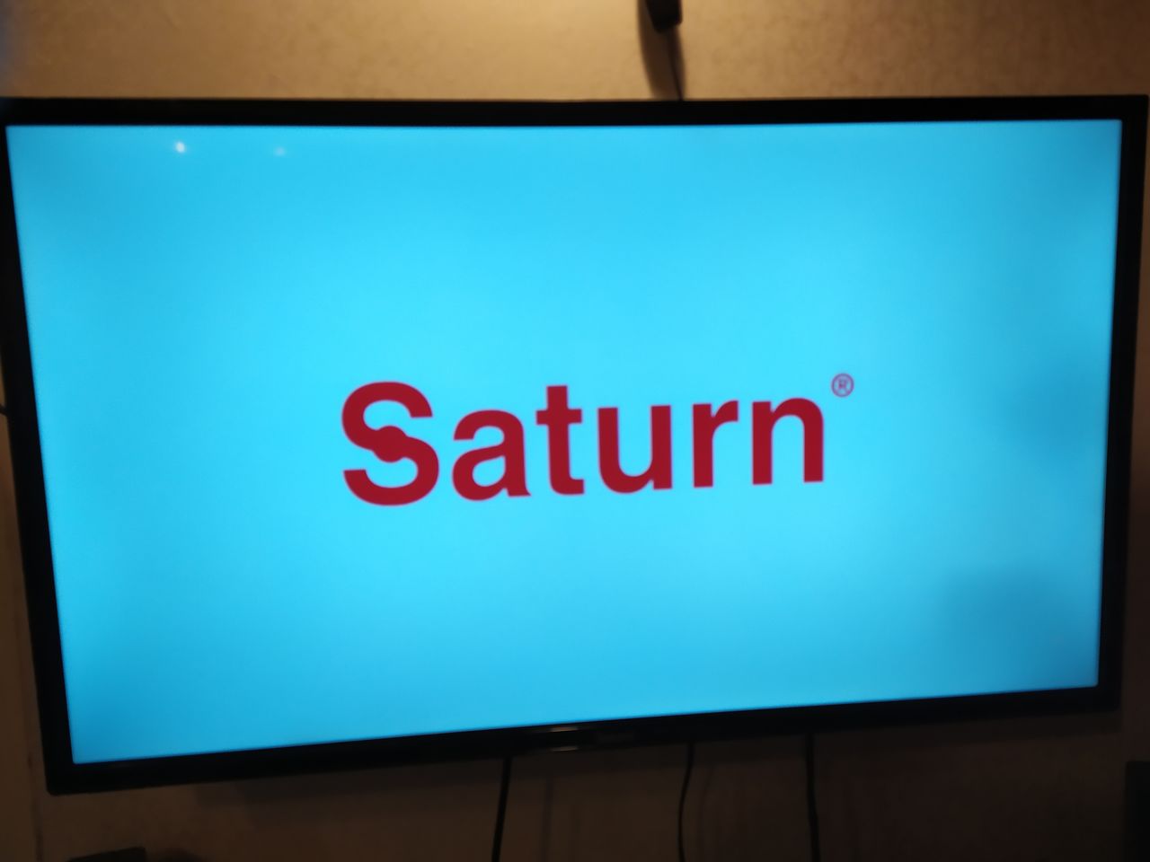 Телевизор LED Saturn 32"