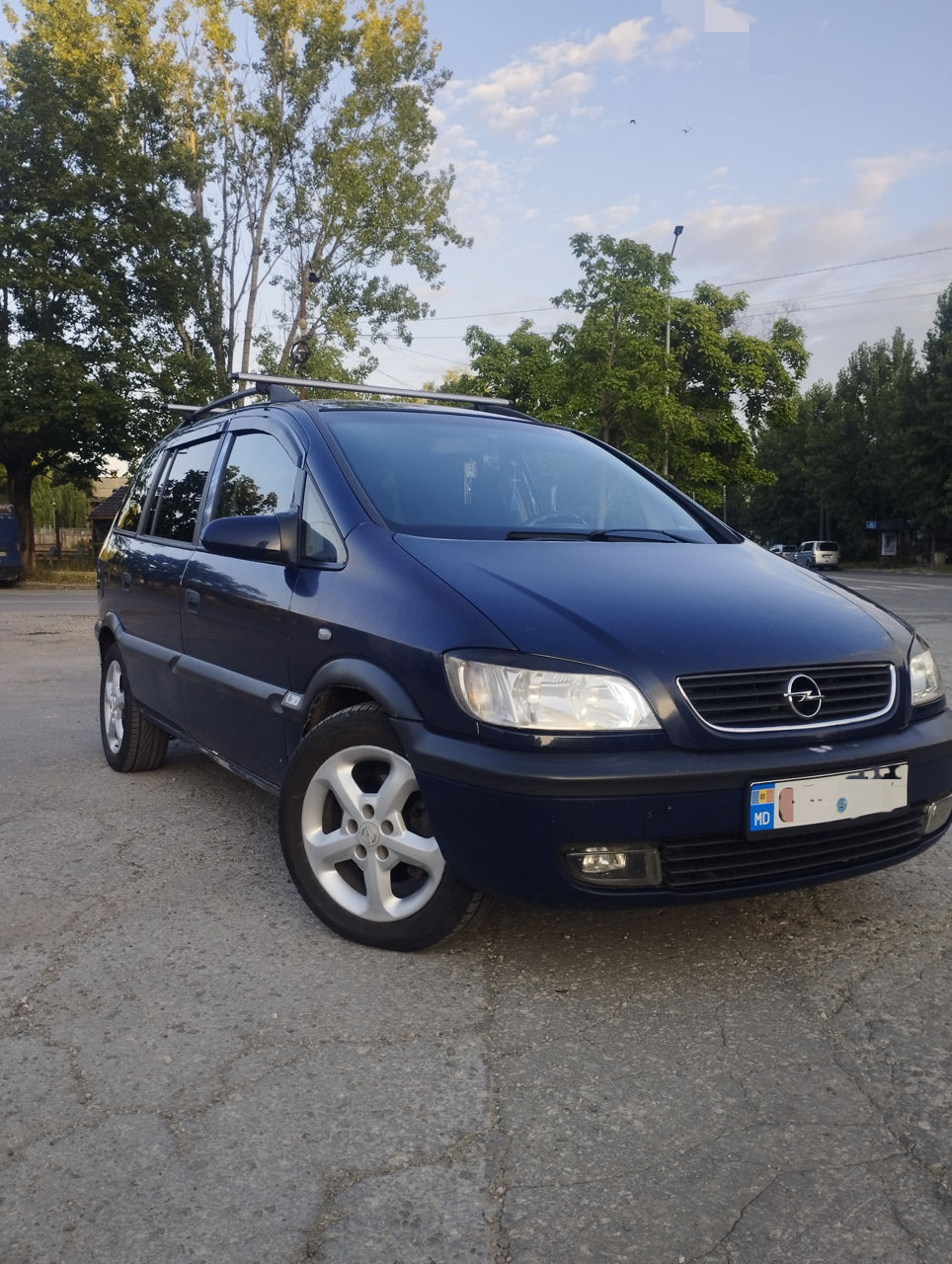 Opel Zafira foto 0