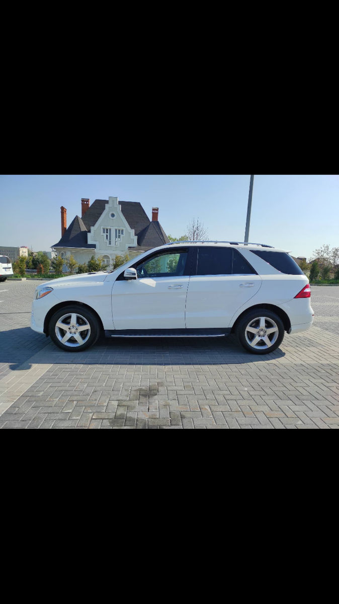 Mercedes M-Class foto 0