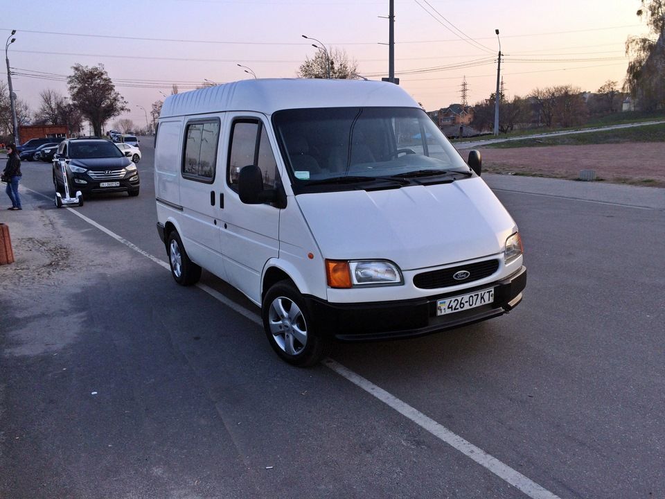 Транзит 98 года. Ford Transit 1995 2000. Ford Transit 5. Ford Transit 2. Ford Transit 2000.