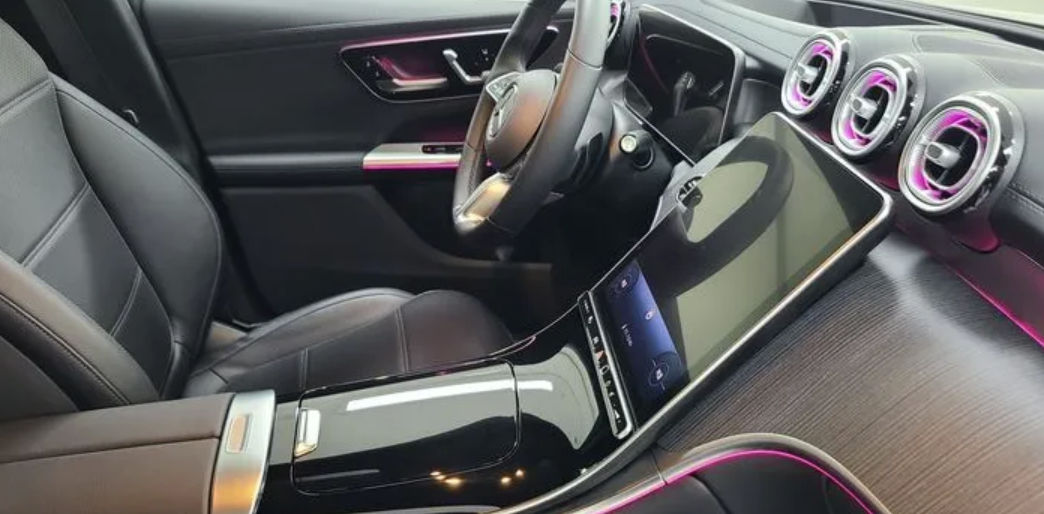 Mercedes GLC foto 6