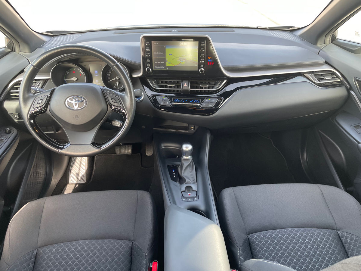 Toyota C-HR foto 7