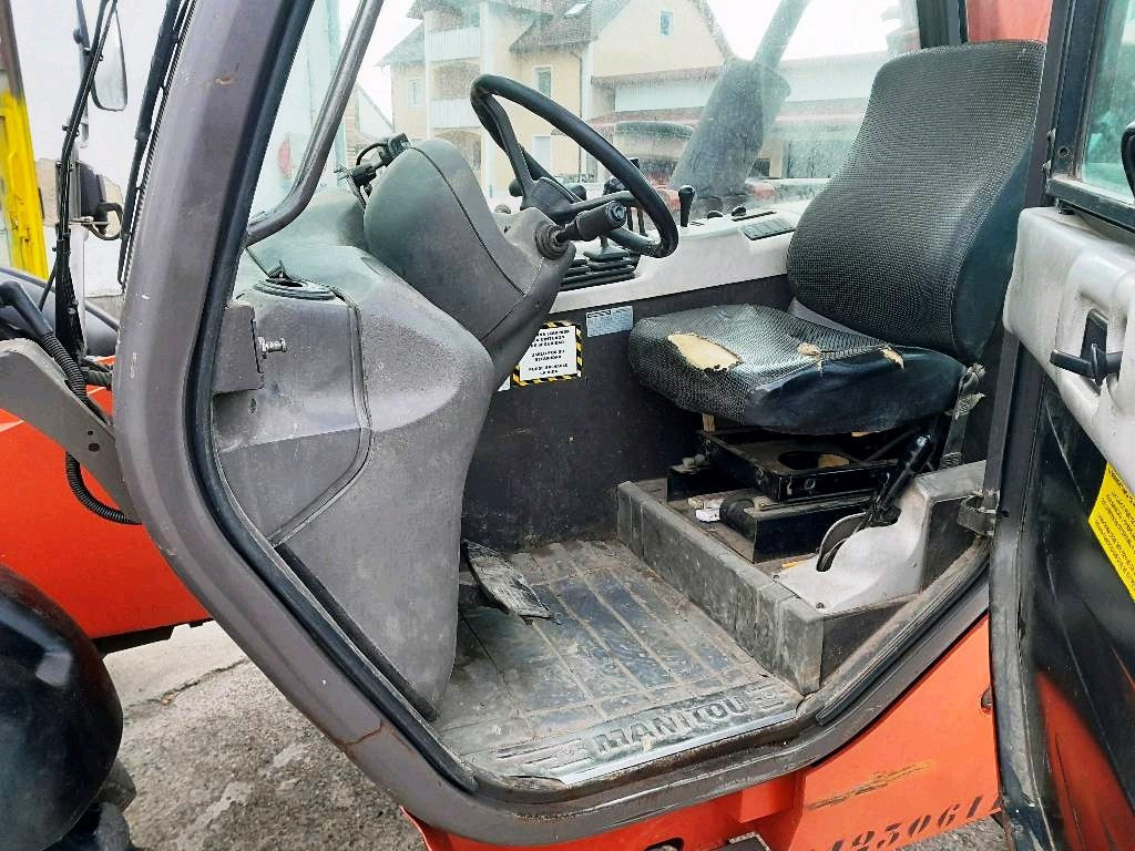 Телескопический погрузчик Manitou MLT 1030, 120 LS, 2007 foto 10