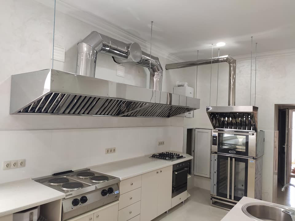 Вытяжные зонты для ресторанов, кафе и общепита в HoReCa фото 8