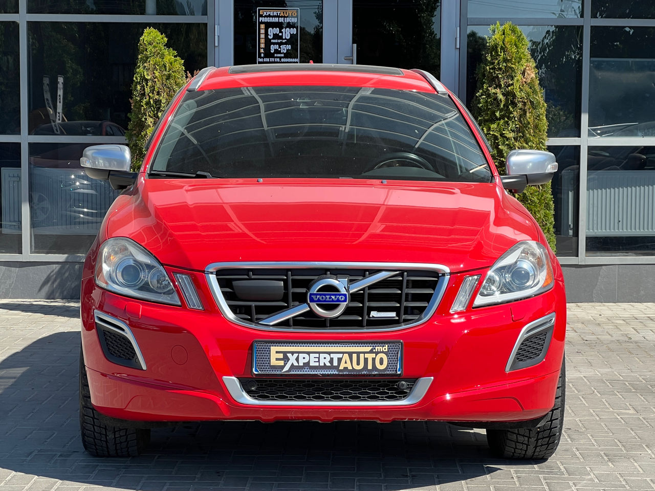 Volvo XC60 — фото 2