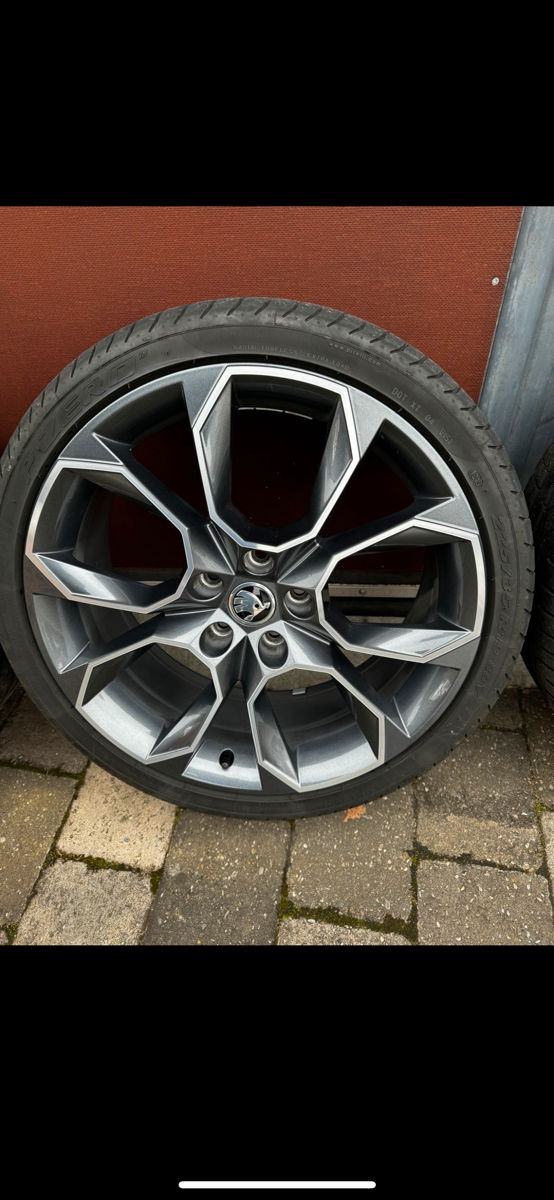 Jante Skoda Octavia VRS 225/35R19 foto 0