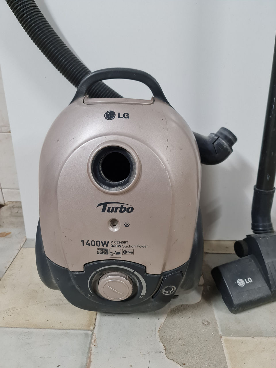 Профессиональный пылесос Karcher T191