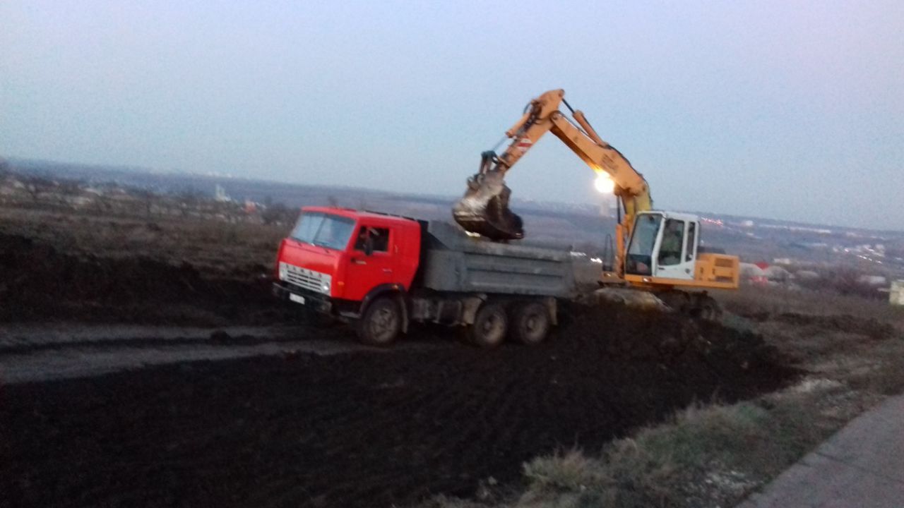 Bobcat, excavator, compactor, basculantă.(бобкат, екскаватор,каток, самосвал). foto 3