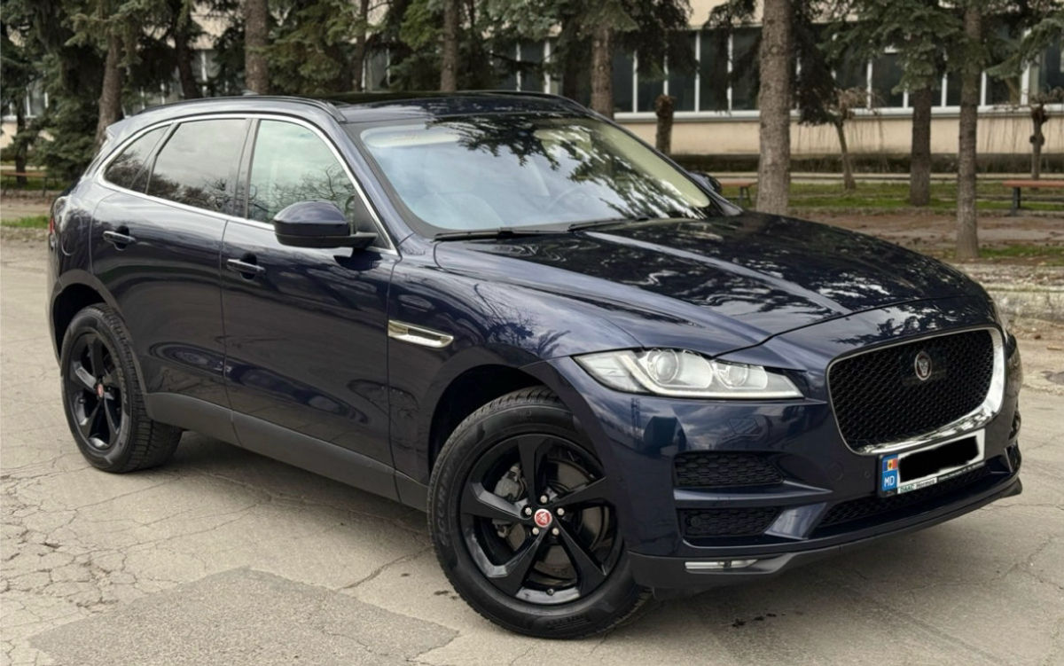Jaguar F-PACE foto 2