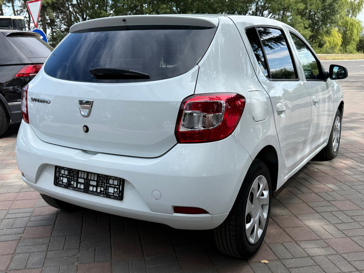Dacia Sandero