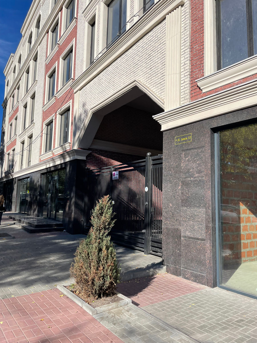 Chirie spațiul comercial 200 mp, str.Avram Iancu 32. foto 8