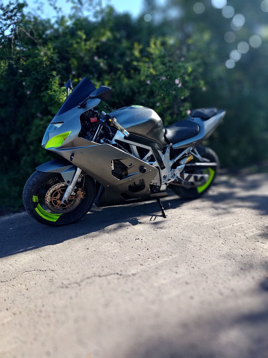 Suzukisv650