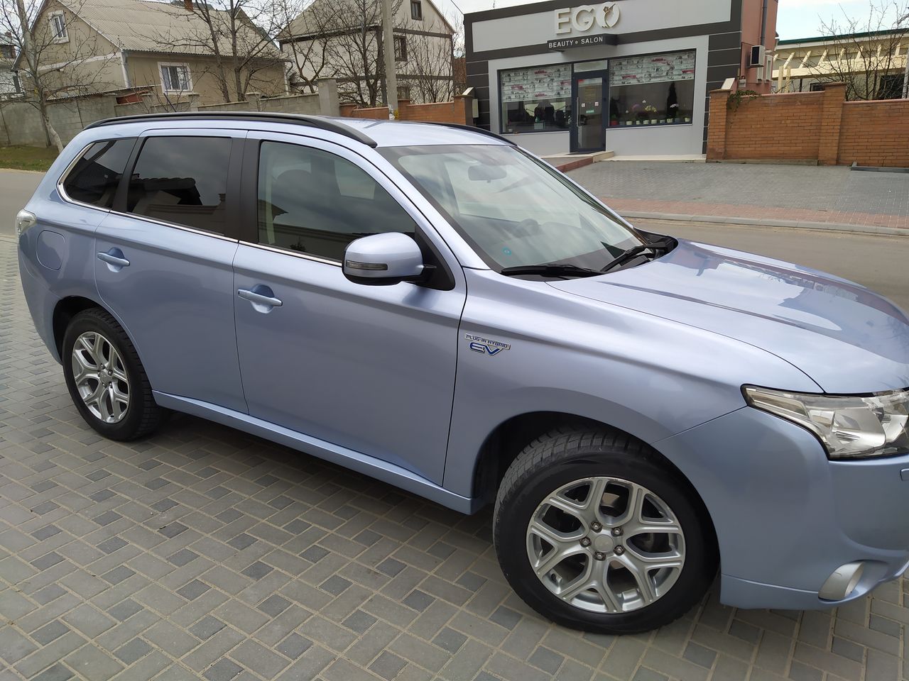 Mitsubishi outlander тип кузова