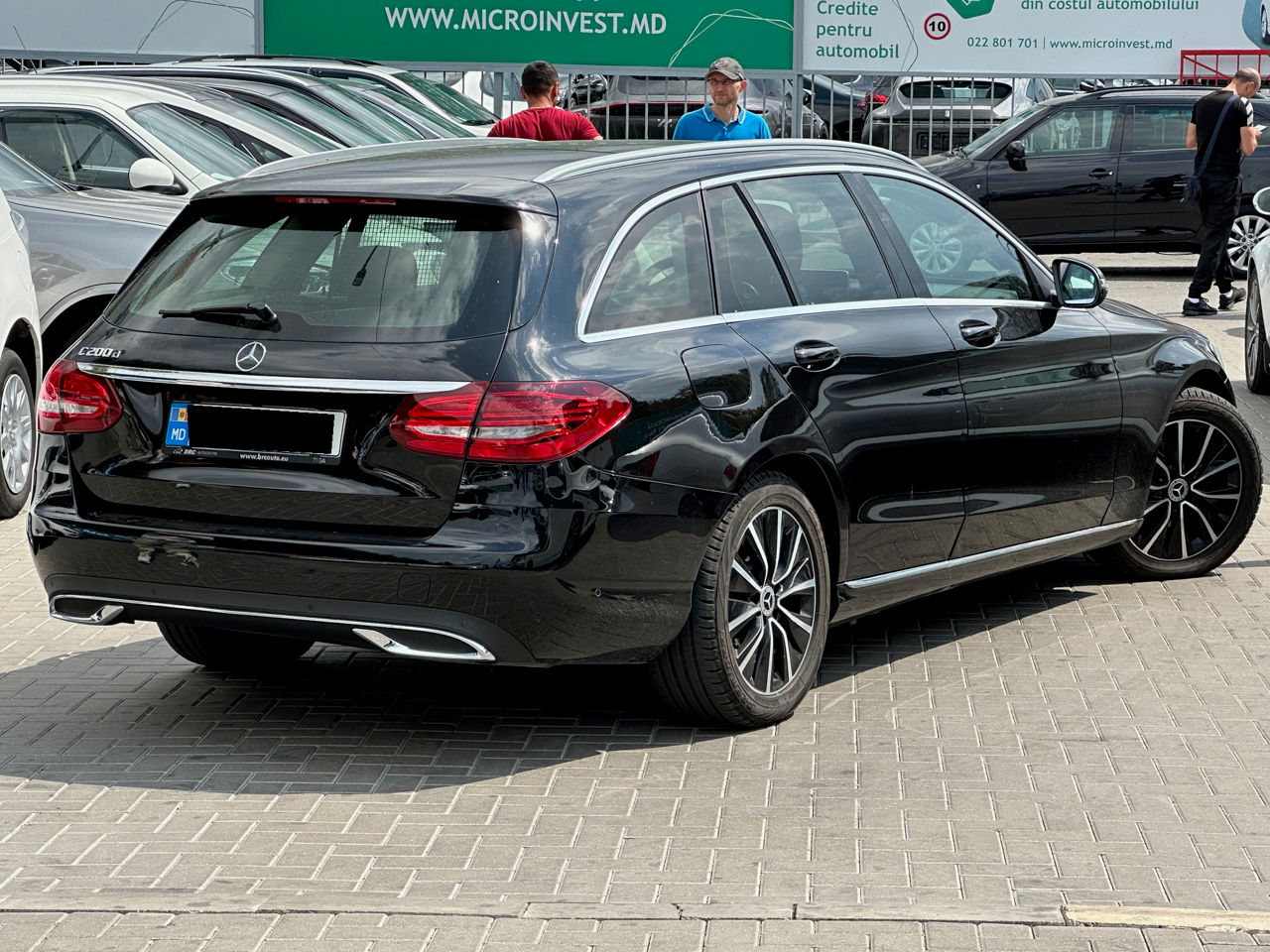 Mercedes C-Class foto 2