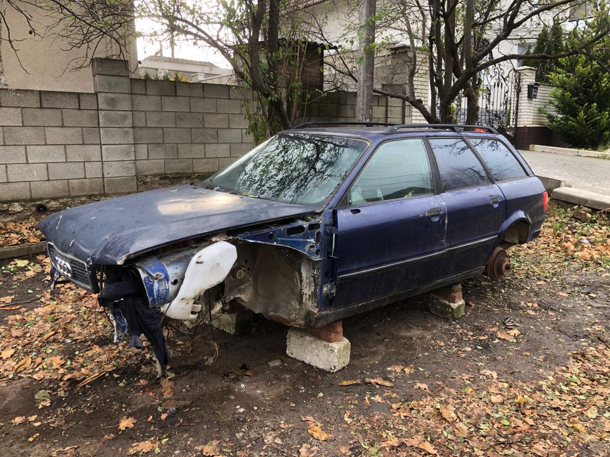 Audi 80 b4 Универсал foto 2