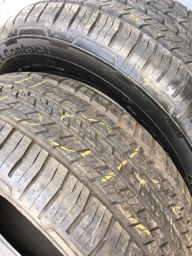 255/55/R17 Continental