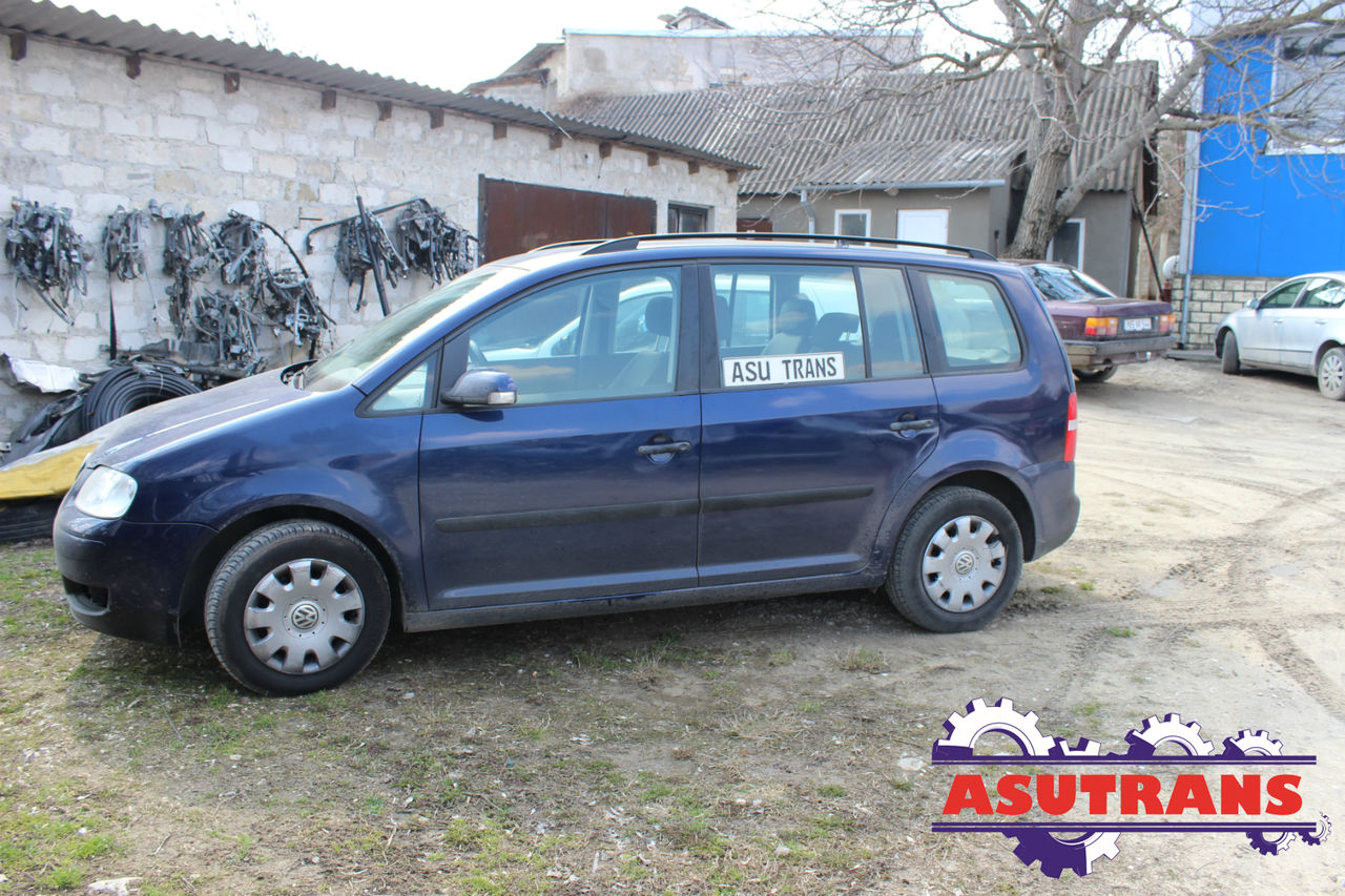 Dezmembrări VW Touran 1.6FSI 1.4TSI 1.9TDI 2.0TDI 2004- 2007- foto 3