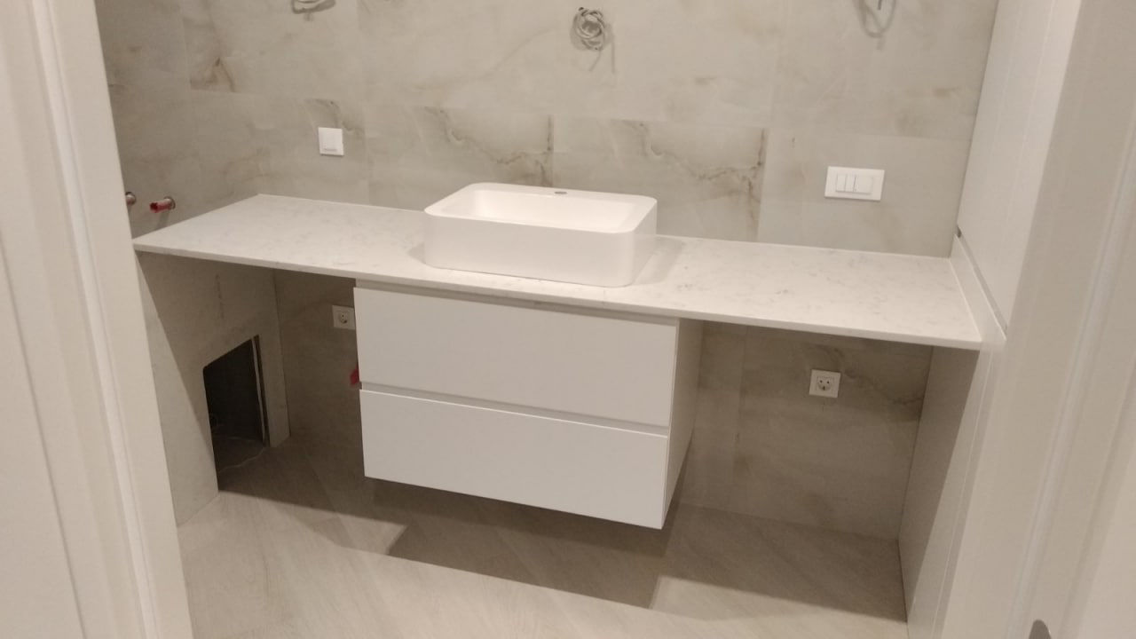 Mobilă la comandă: bucătărie, dulapuri cupe, garderobă, mobila de baie, antreuri, birouri, paturi.. foto 8