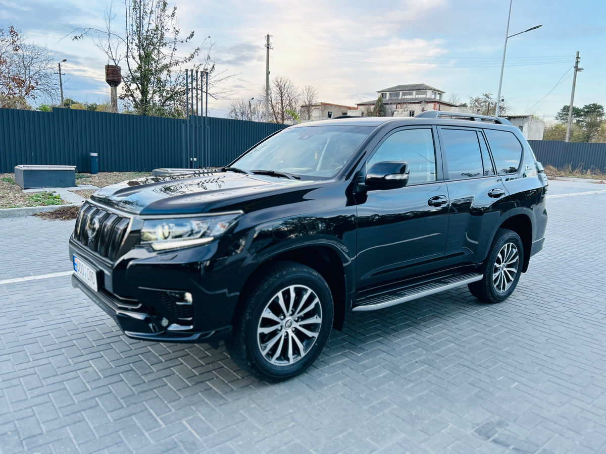 Toyota Land Cruiser Prado foto 2