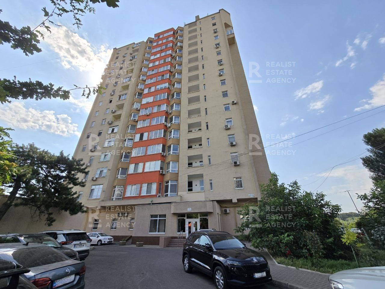 Apartament cu 2 camere, 76 m², Botanica, Chișinău foto 9