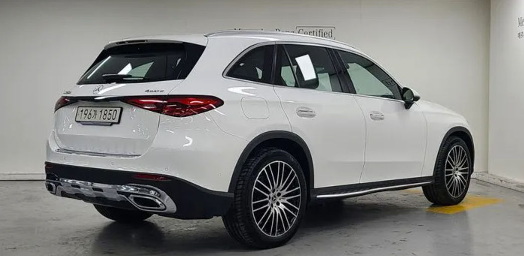 Mercedes GLC foto 1