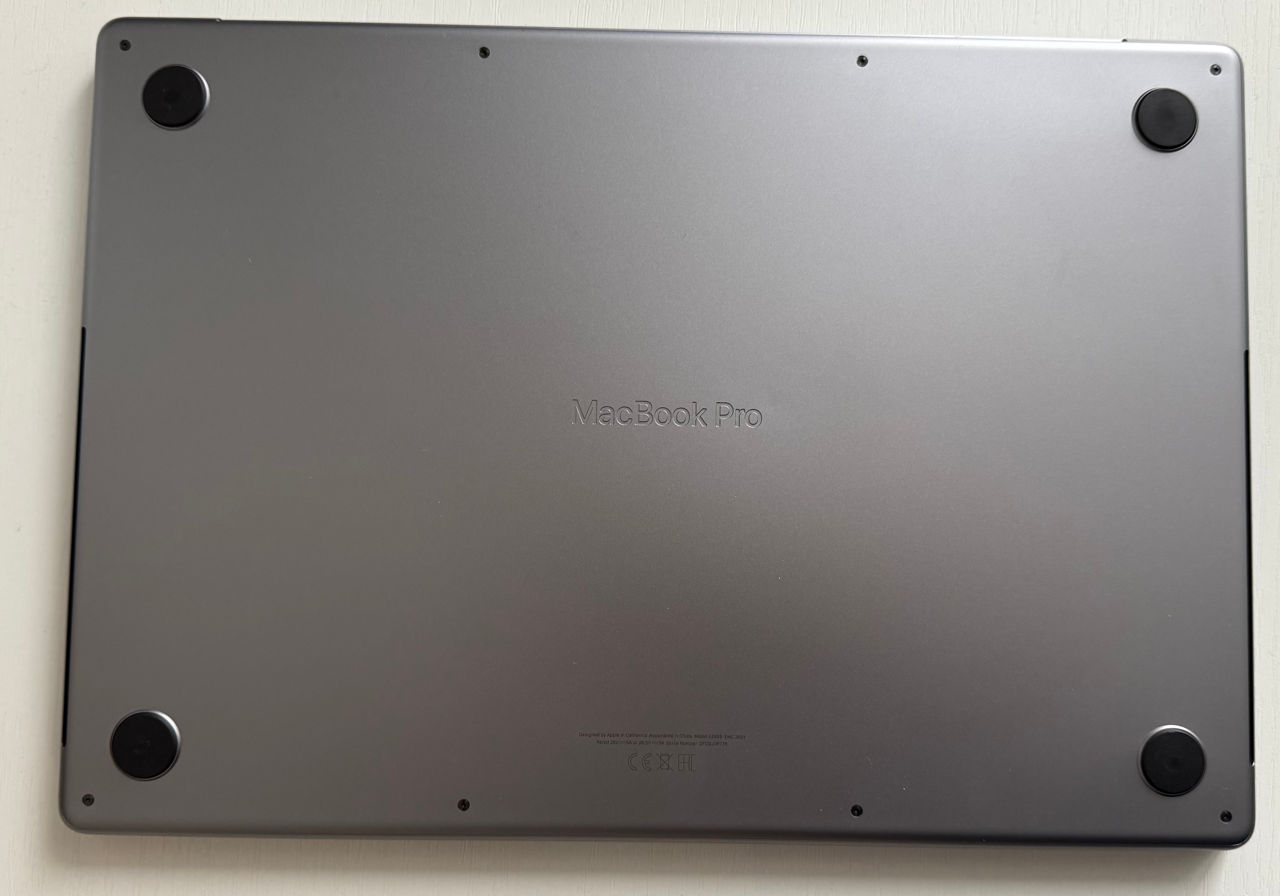 Apple MacBook Pro 16" M1 Pro 16GB 1TB SSD Space Grey  foto 1