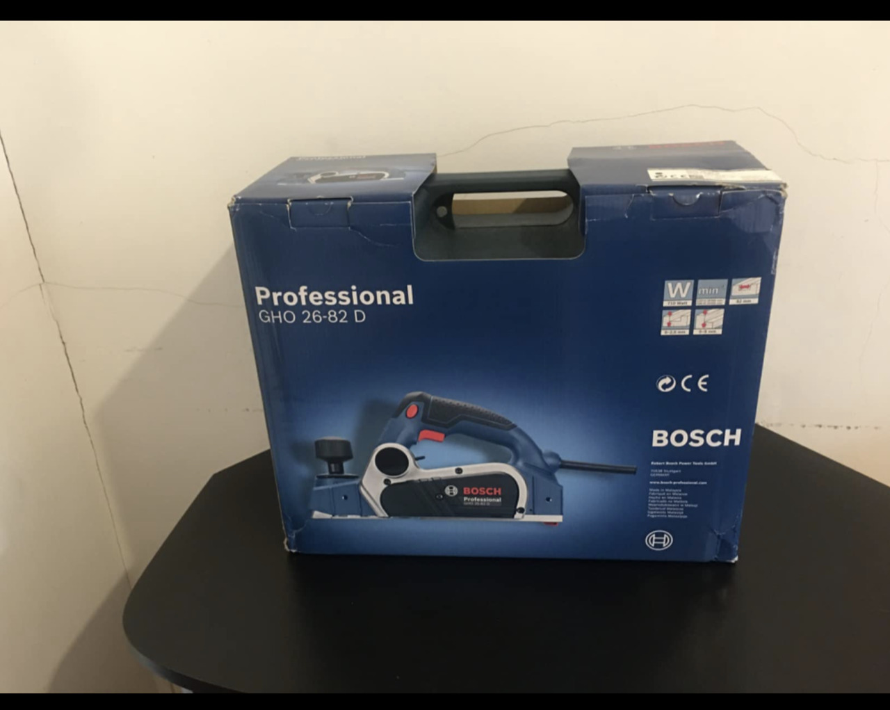 Рубанок Bosch GHO 26 82. Новый