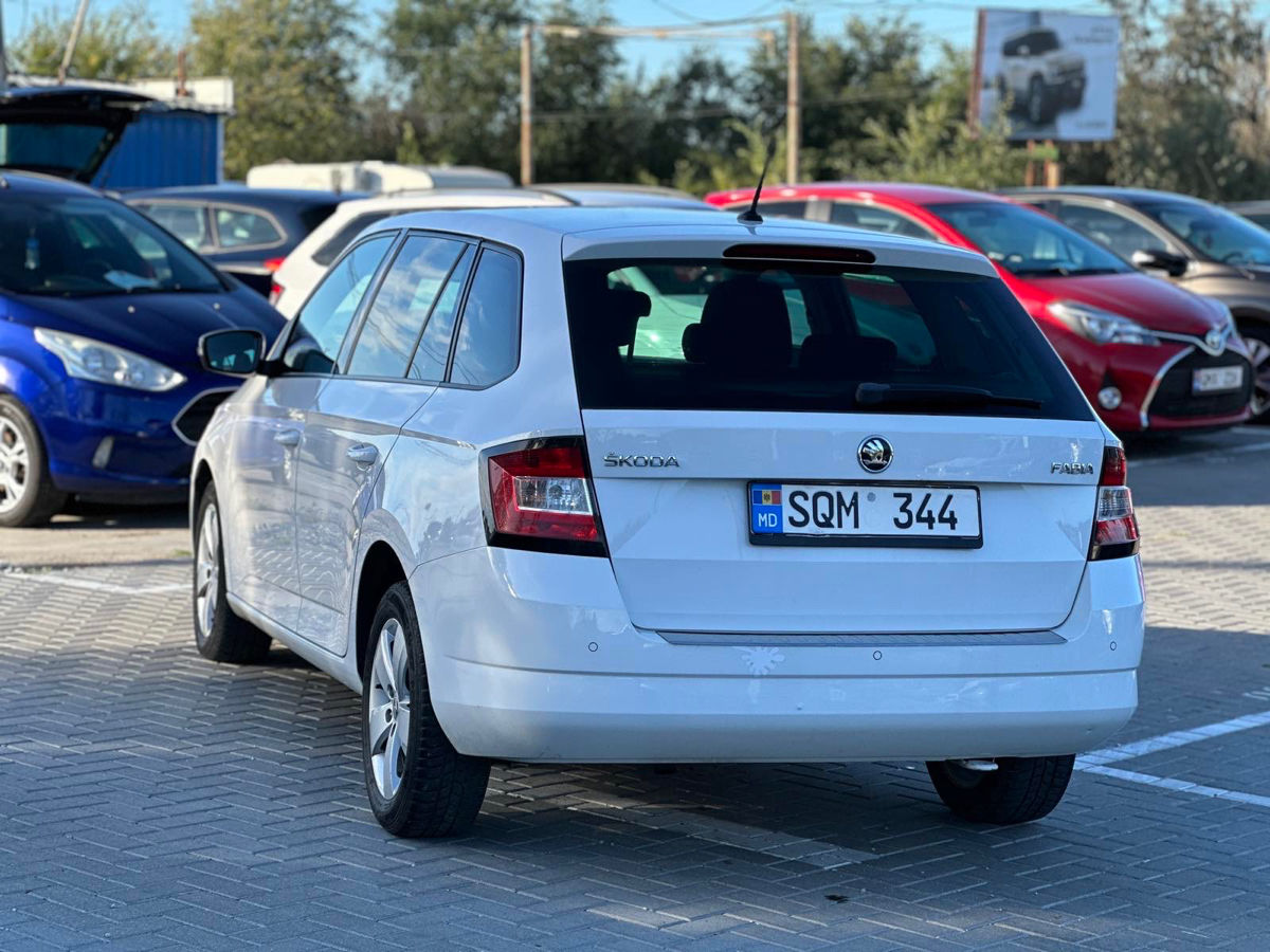 Skoda Fabia foto 5