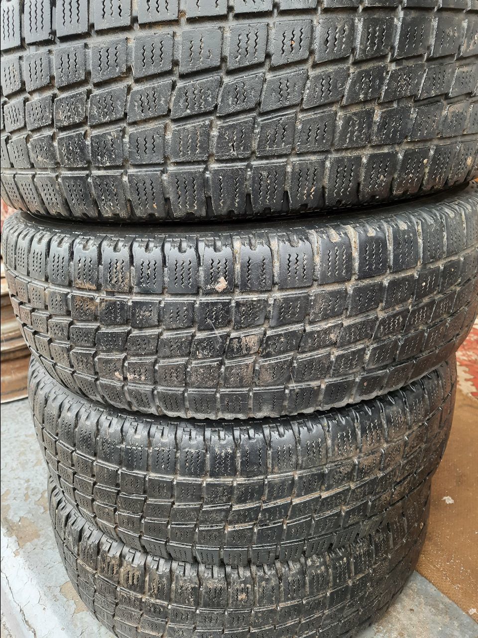 195 65 r16c toyo