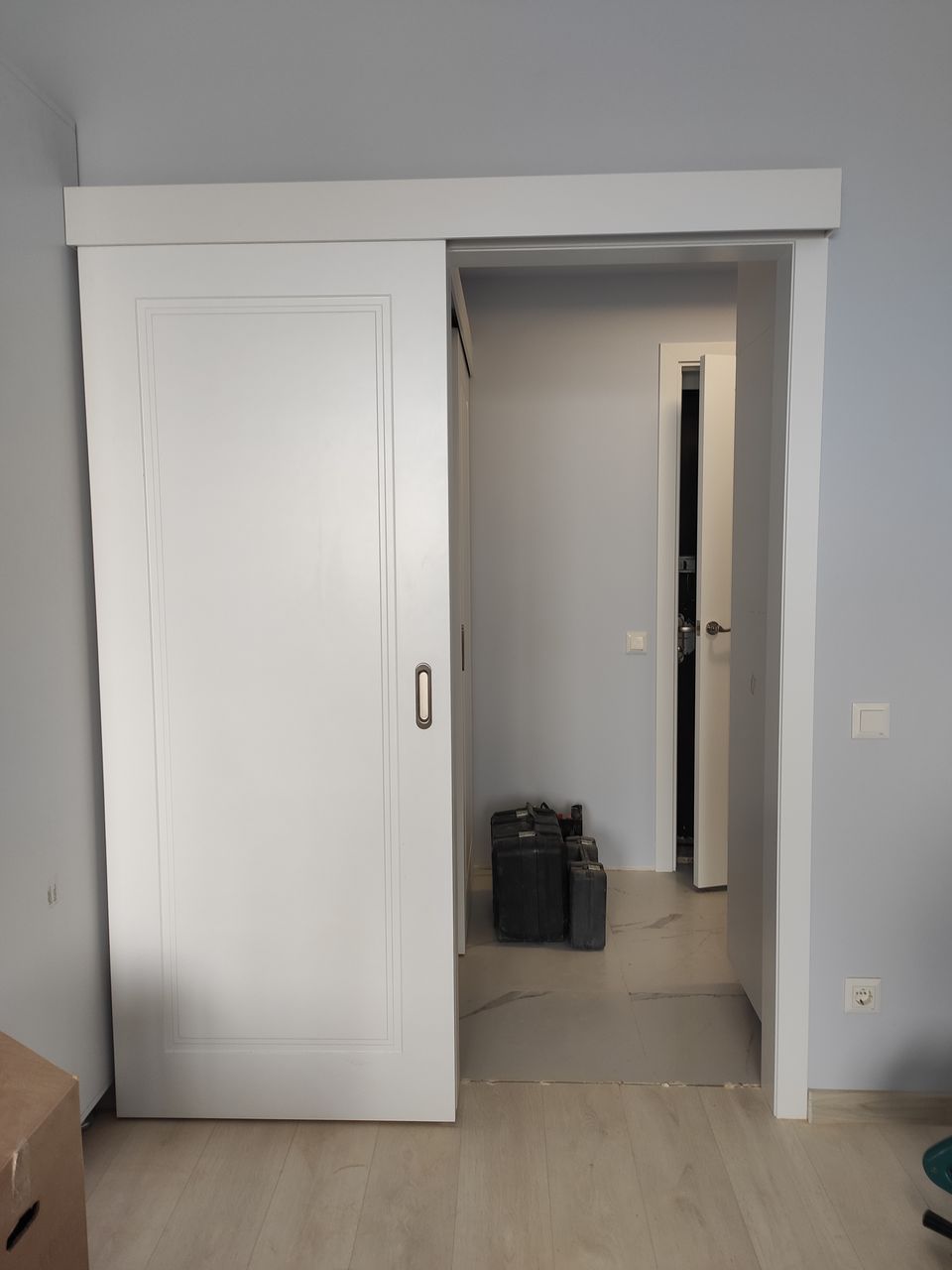 Instalare / montare uși de interior. Установка межкомнатных дверей foto 7