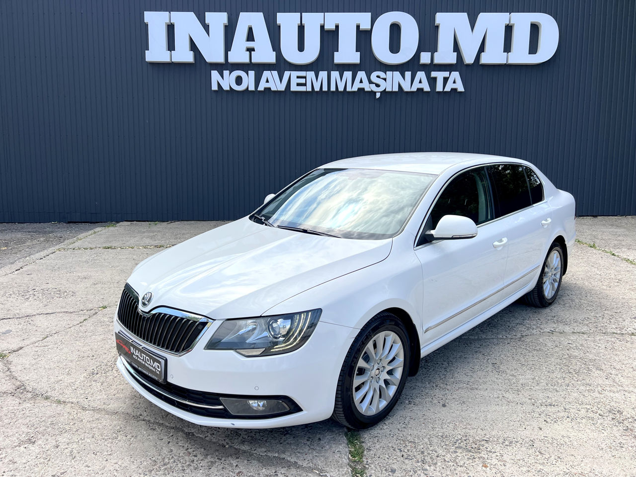 Skoda Superb 2014 — 1