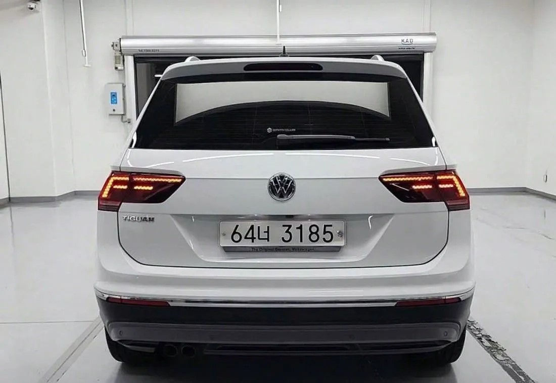 Volkswagen Touareg foto 2