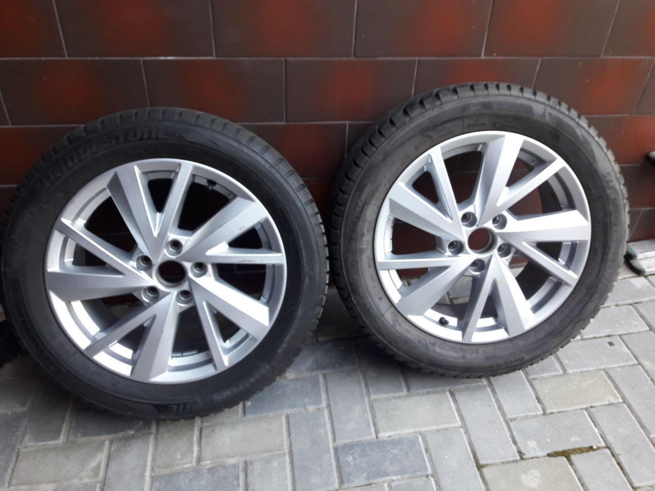 Jante cu  cauciucuri M+S  215/55r17 pentru audi Q2  ; volkswagen; scoda 2buc !!! foto 1