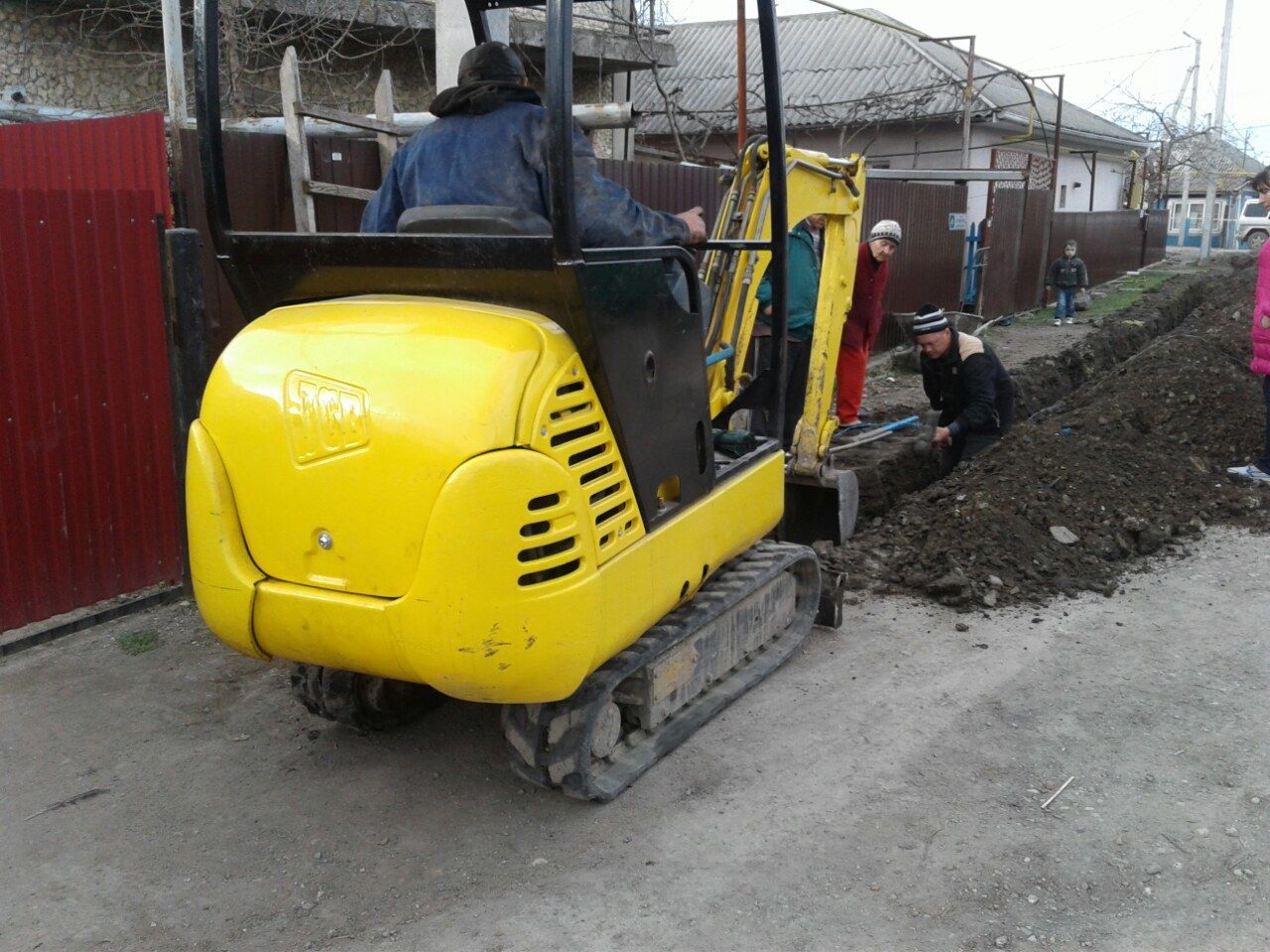 Apa gaz canalizare apeduct gazoduct газ вода водопровод и канализация земляные работы miniexcavator фото 0