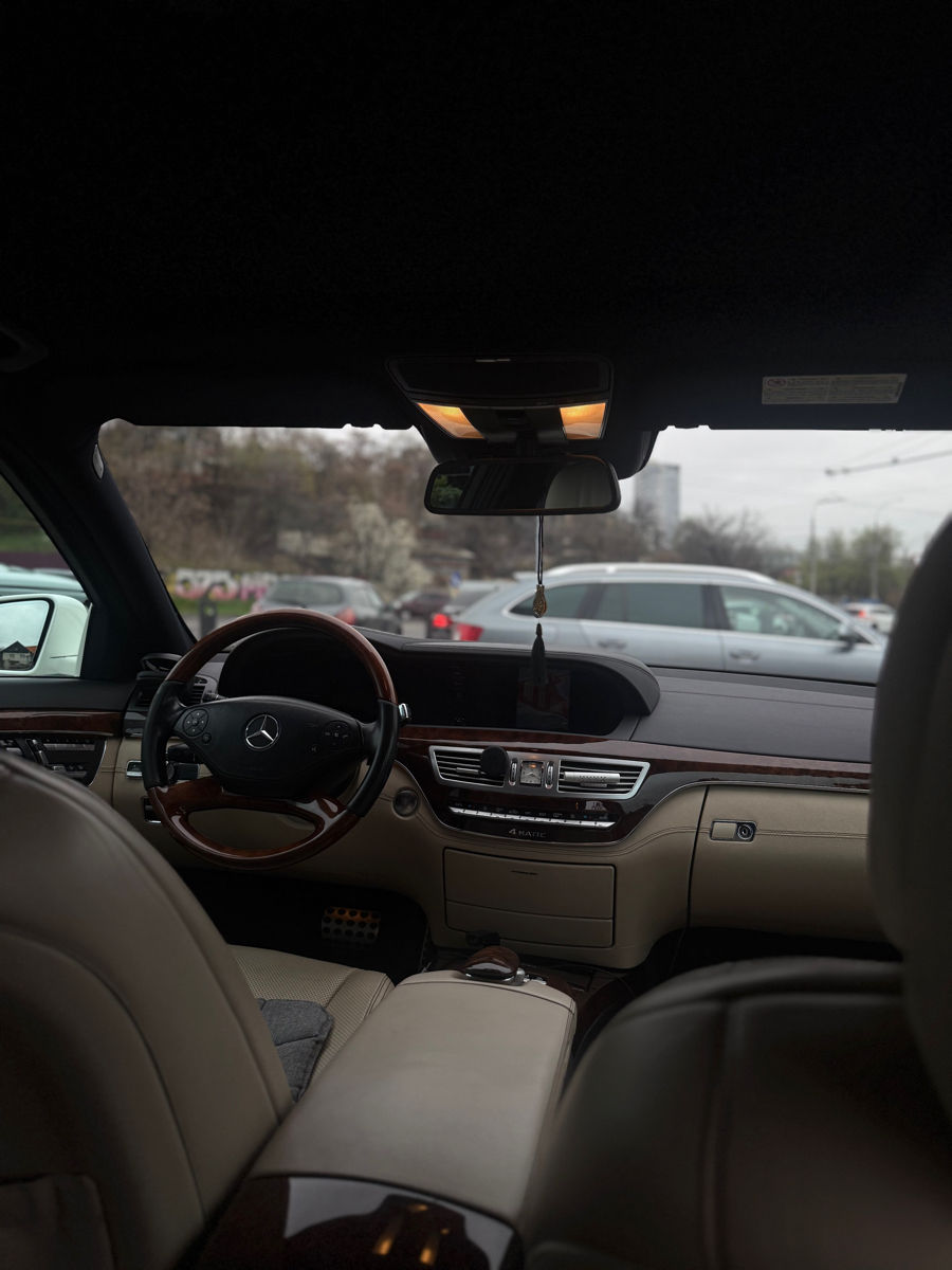 Mercedes S-Class foto 3