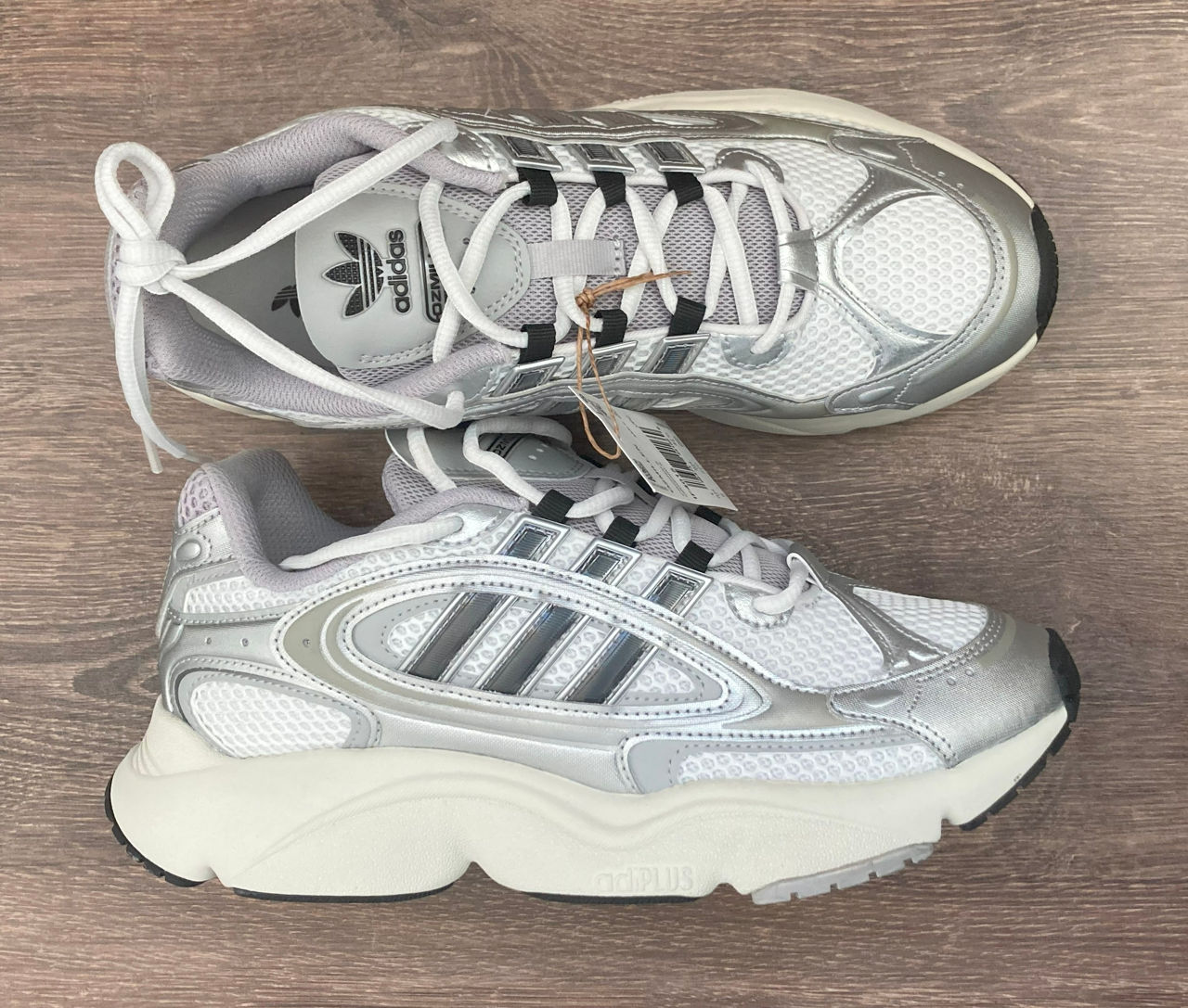 Мужские кроссовки Adidas. Размер 41, 42. фото 0