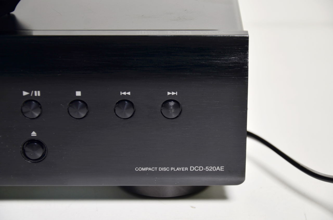 Denon DCD-520AE CD Player фото 3