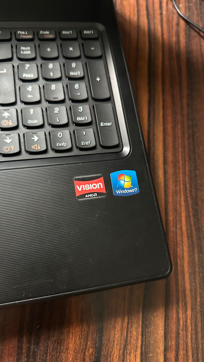 Lenovo G575  фото 3
