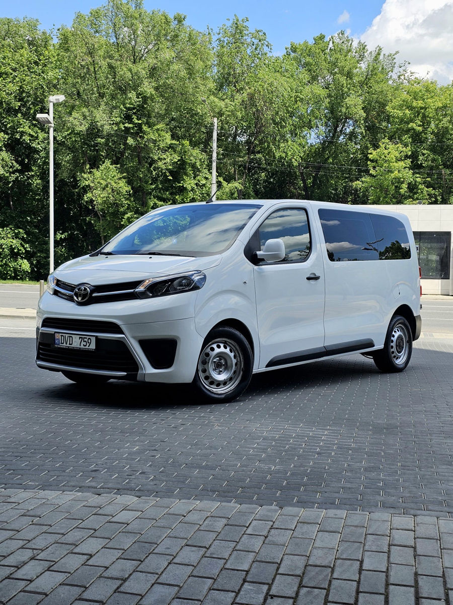Toyota Proace foto 1