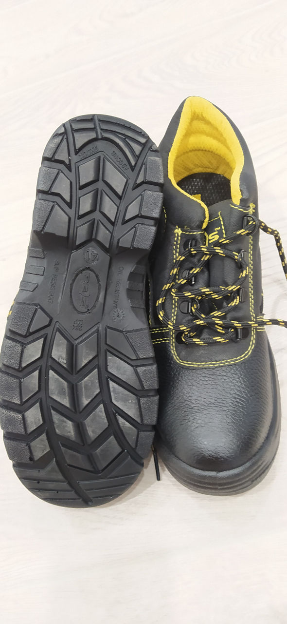 Ботинки с защитой