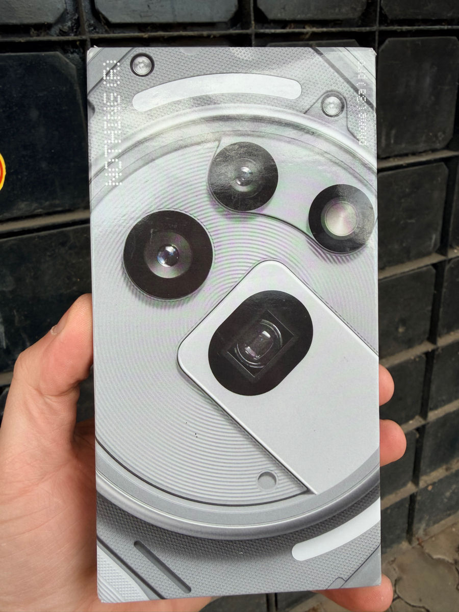 Nothing Phone (3a)Pro 12/256 Grey nou sigilat