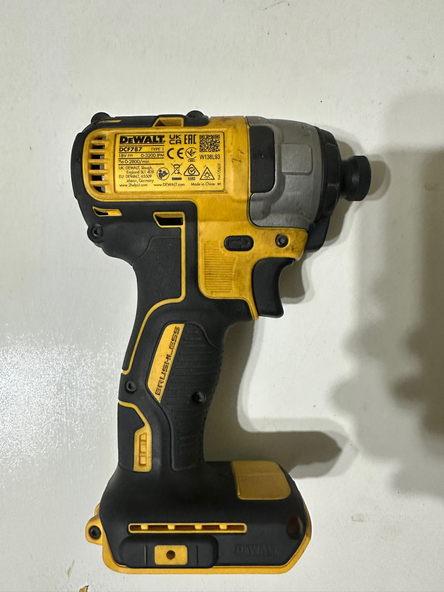 Dewalt dcf 787 foto 1