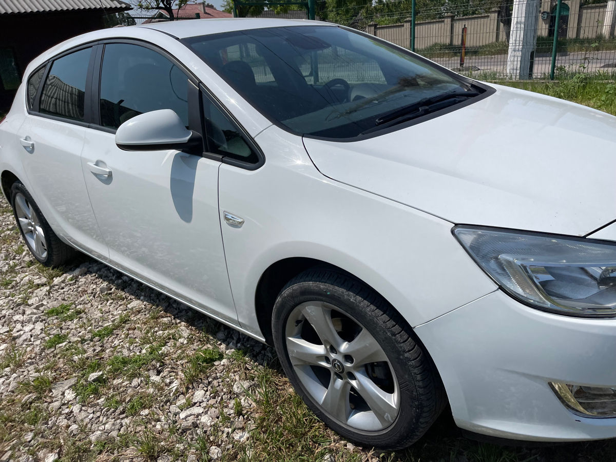 Chirie auto in Balti 12 euro reduceri total la maxim!!! foto 6